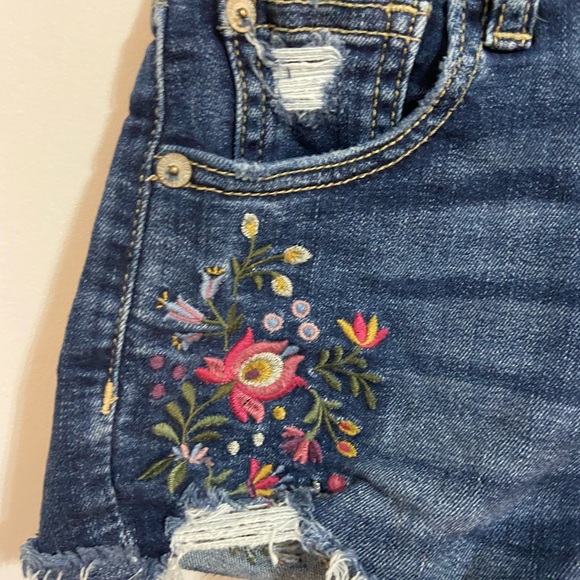 SOLD - Picture 4 of 10